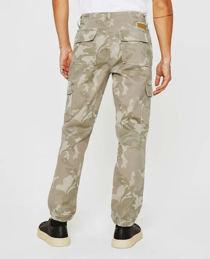 AG Jeans Pants Men Tellis Cargo AT EASE CAMO NATURAL MULTI AG Jeans Pants Men Tellis Cargo AT EASE CAMO NATURAL MULTI