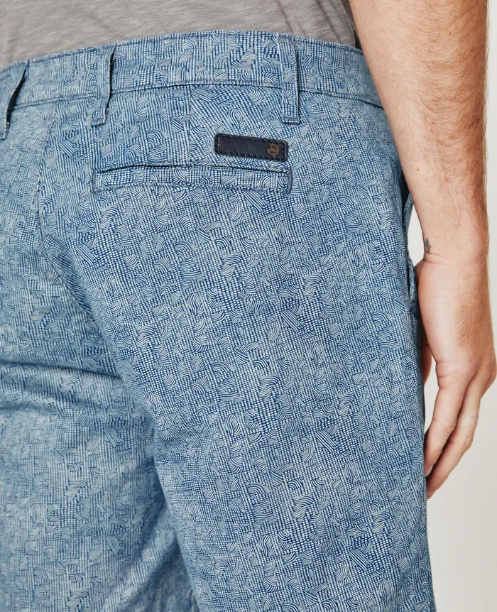AG Jeans Shorts Men Wanderer Short TUPELO BLUE MULTI AG Jeans Shorts Men Wanderer Short TUPELO BLUE MULTI