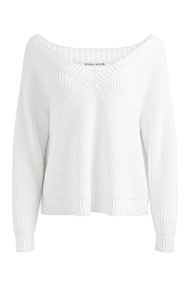 Alice Olivia Alita Relaxed V Neck Pullover Soft White Women Sweaters