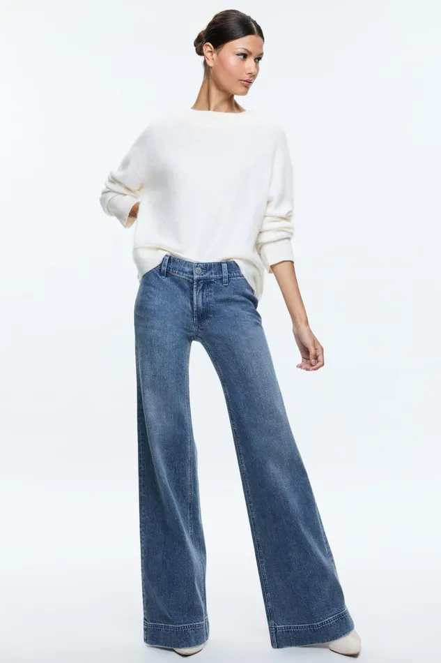 Alice Olivia Elsa Pullover Ecru Women Sweaters