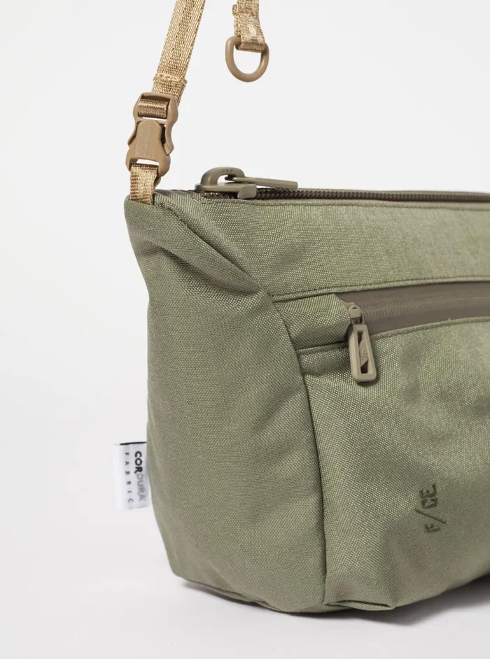 Bags Men Universal Works FCe Fr Inverted Trapezium Pouch In Sage Green Cordura