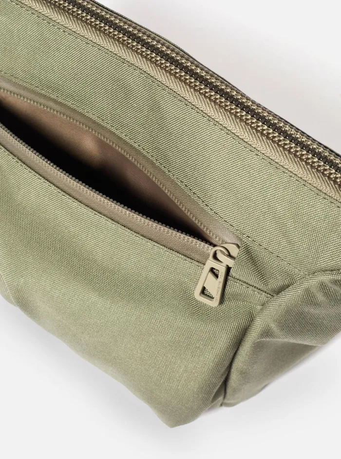 Bags Men Universal Works FCe Fr Inverted Trapezium Pouch In Sage Green Cordura