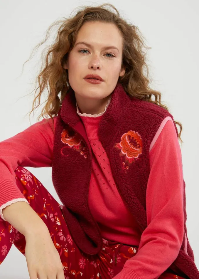 Blutsgeschwister Gilet Smoochy Woods Vest Red Women Jackets and Coats