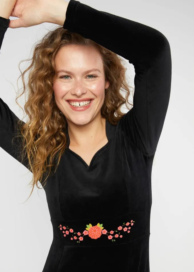 Blutsgeschwister Midi Dress Velvet Glamour Heart Black Women Dresses
