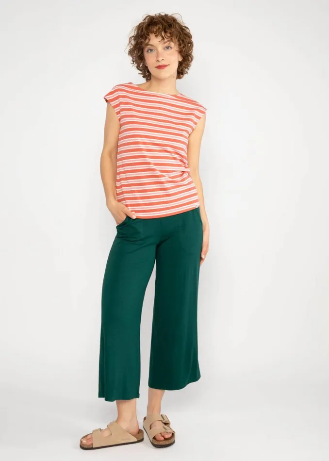 Blutsgeschwister Sleeveless Top Boxy Babe Red Women Tops