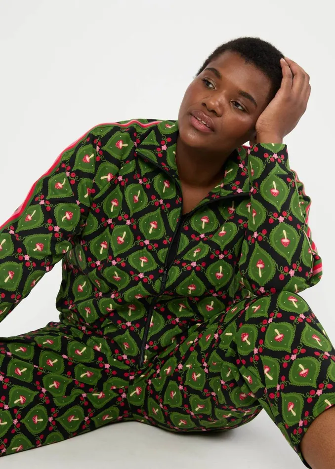 Blutsgeschwister Zip Top Ziphop Turtelist Black Women Sweatshirts and Hoodies