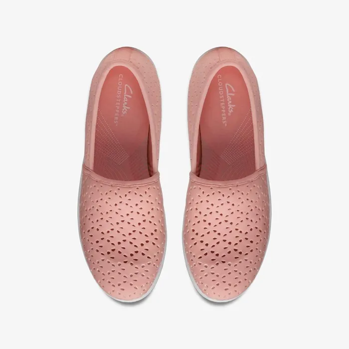 Breeze Emily Peach Women Clarks Flats
