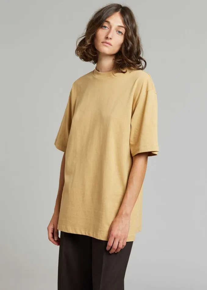 Clothing WomenMen The Frankie Shop Evora Tee 8211 Sahara