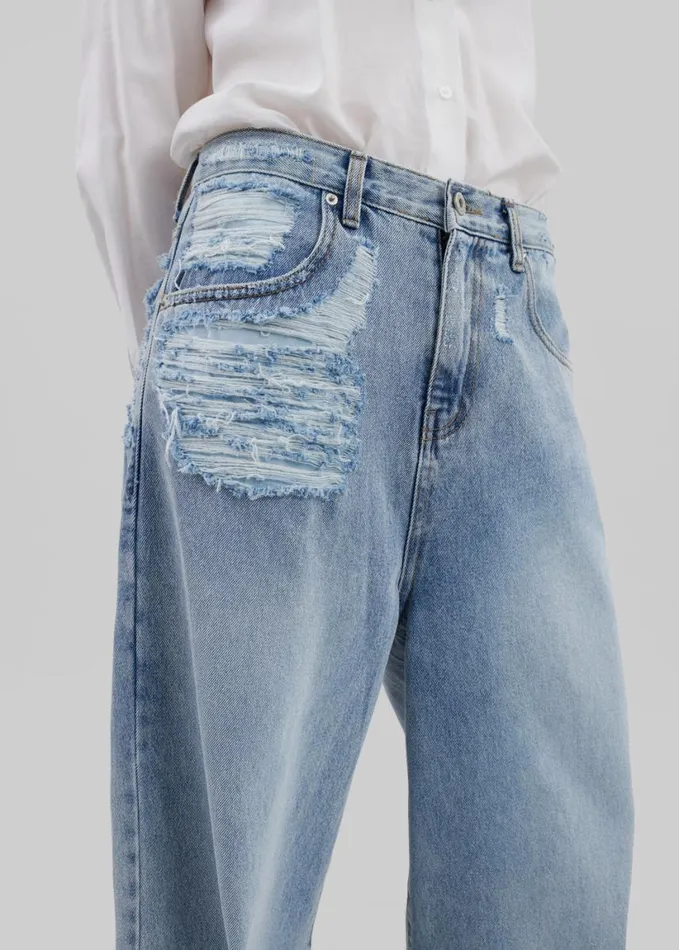 Clothing Women The Frankie Shop Ceres Ripped Jeans 8211 Worn Wash
