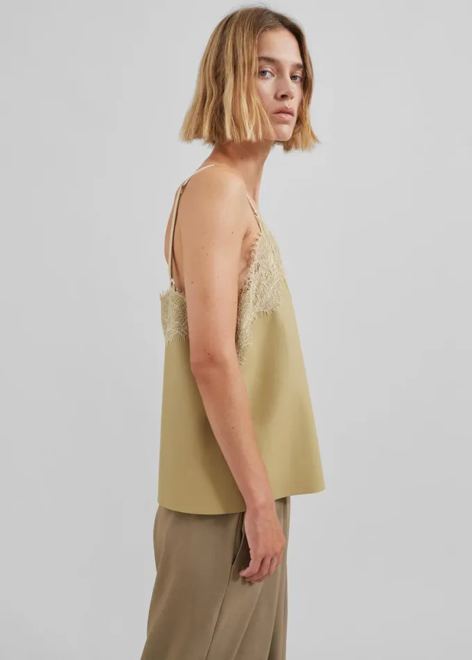 Clothing Women The Frankie Shop Desirae Lace Top 8211 Pale Yellow
