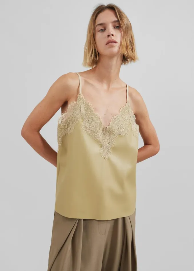 Clothing Women The Frankie Shop Desirae Lace Top 8211 Pale Yellow