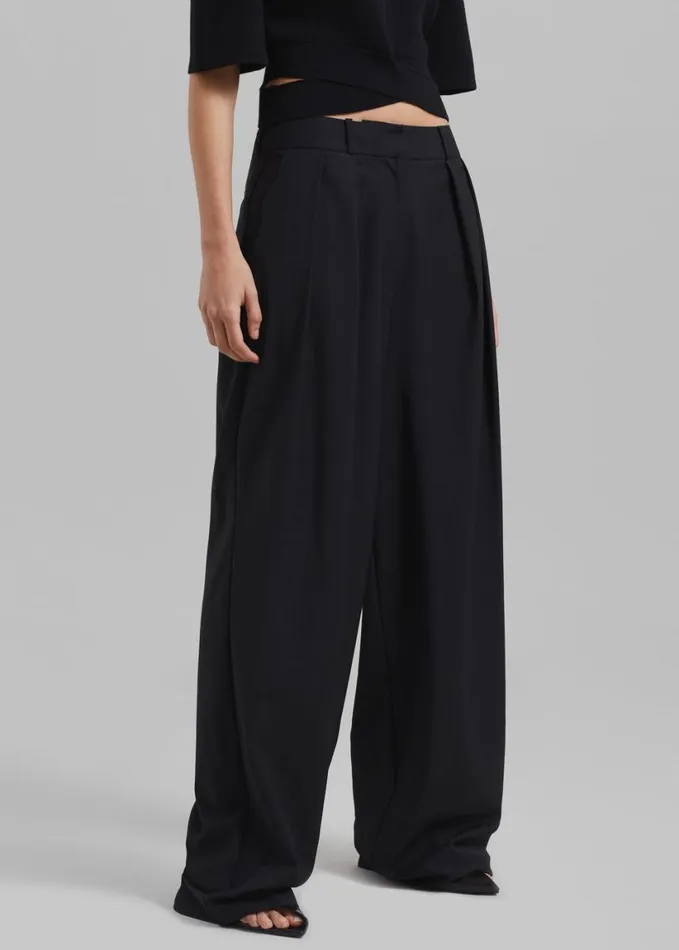 Clothing Women The Frankie Shop Ripley Pleated Trousers 8211 Black