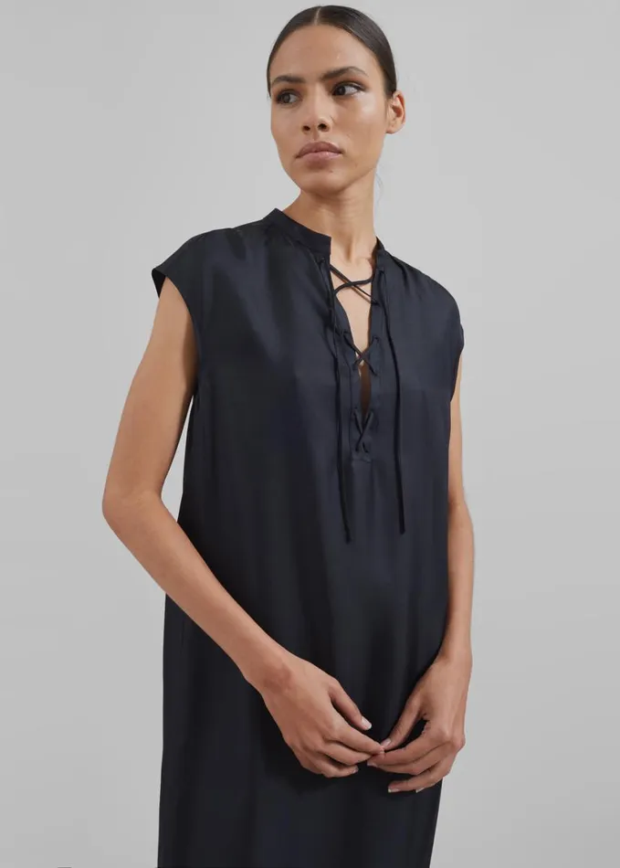Dresses Women The Frankie Shop Loulou Studio Demeter Long Sleeveless Dress 8211 Black