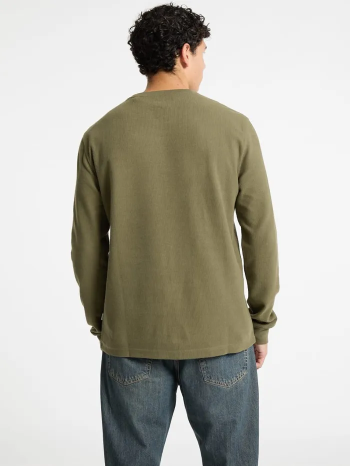 GUESS Hoodies and Sweaters WaffleKnit Mini Triangle LongSleeve Tee Green 8211 Men