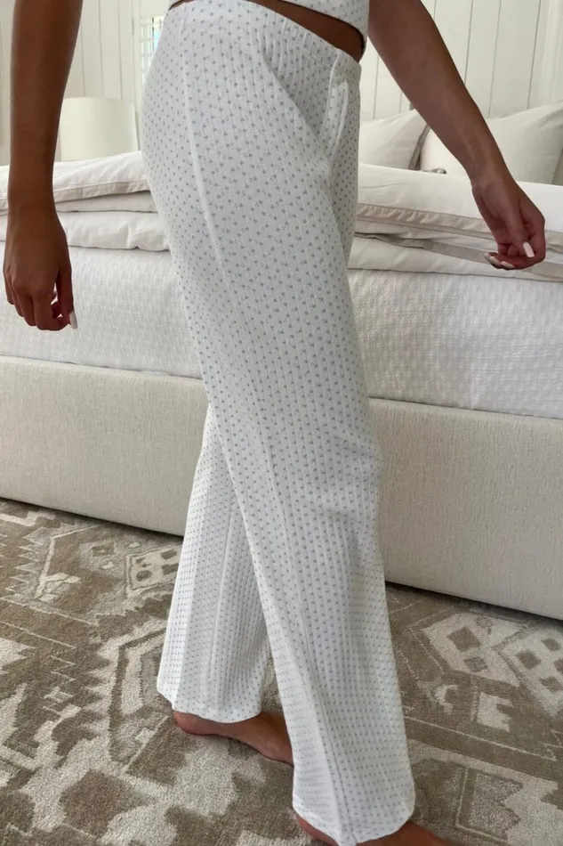 Keira Heart Sweatpants Ivory Women Brandy Melville Pajamas
