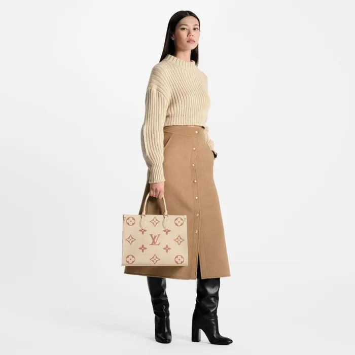 Louis Vuitton Onthego Bag Louis Vuitton OnTheGo MM M21575 Crme Rose Trianon 8211 Louis Vuitton Handbag Store 8211 Women
