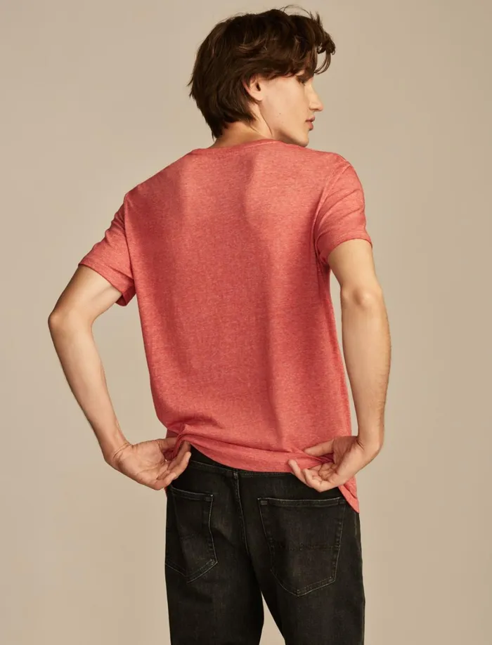 Lucky Brand Graphic Tees Men Rolling Stones Tongue Pompeian Red