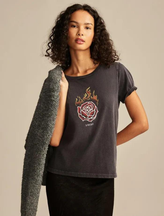 Lucky Brand Graphic Tees Women Lucky Fire Rose Classic Crew Caviar