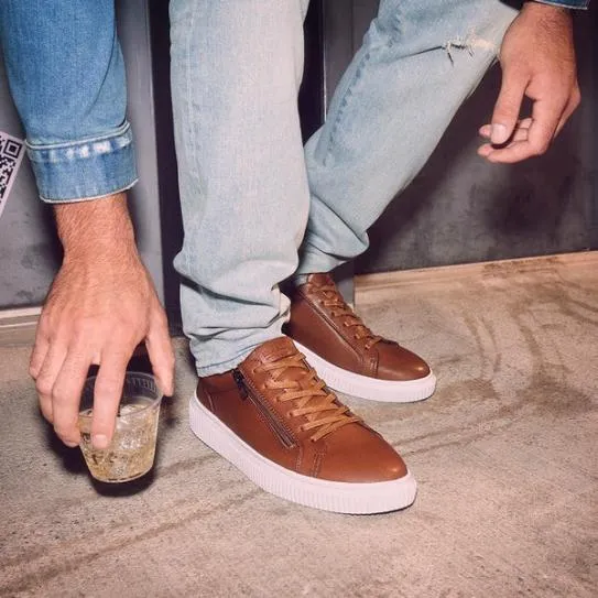 Men039s NIZIAM TAN LEATHER Tan Leather Steve Madden Sneakers Men039s NIZIAM TAN LEATHER Tan Leather Steve Madden Sneakers
