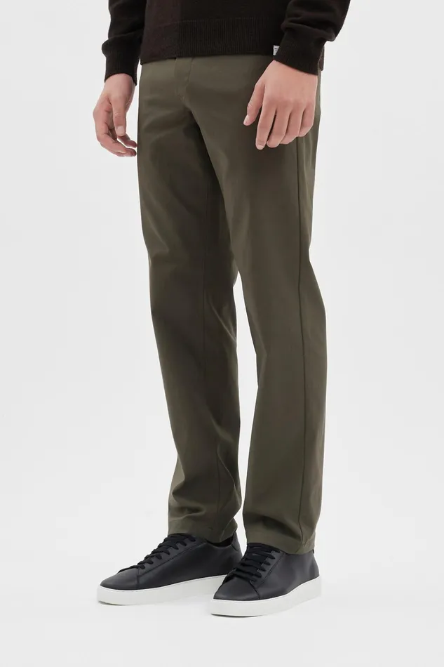 Men Aros Solotex Chino Beech Green Norse Projects Trousers