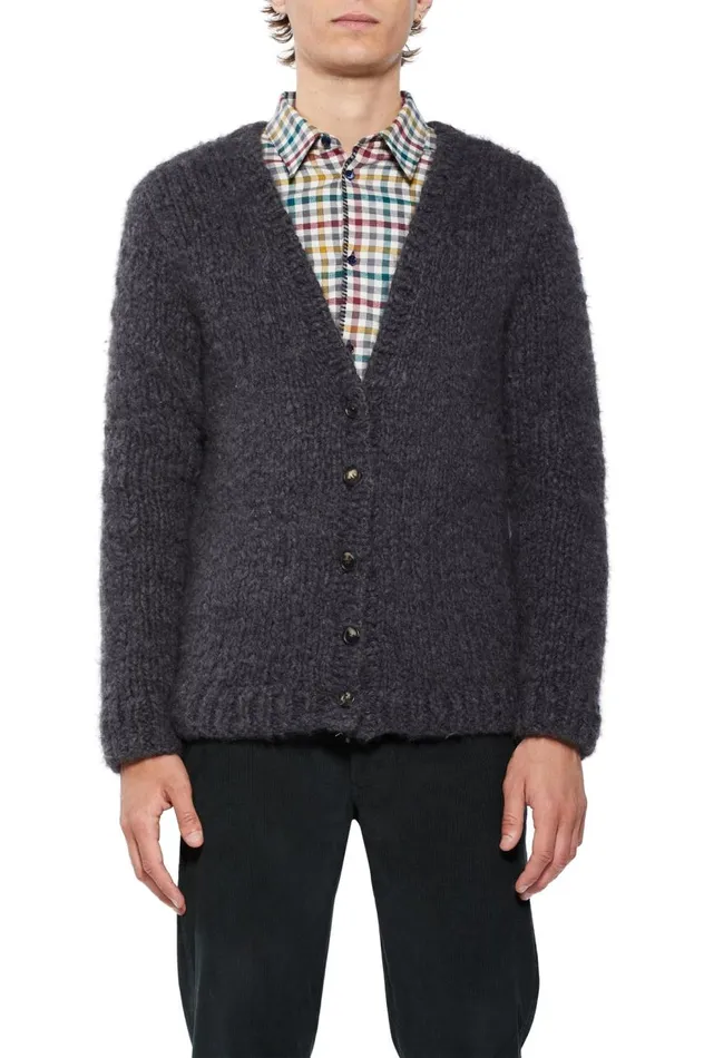 Men Knitwear Gabriela Hearst Simon Knit Cardigan In Charcoal Welfat Cashmere