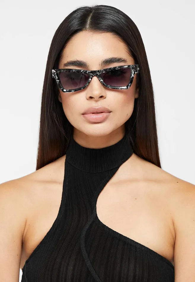 Men Manire De Voir Corsica Sunglasses Black Marble