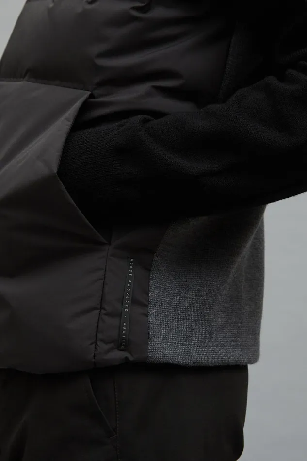 Men Pertex Shield Hybrid Knit Gilet Black Norse Projects Outerwear