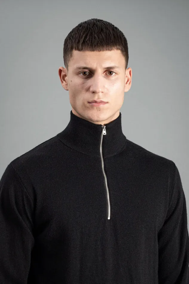 Men Tech Merino Half Zip Black Norse Projects Knitwear