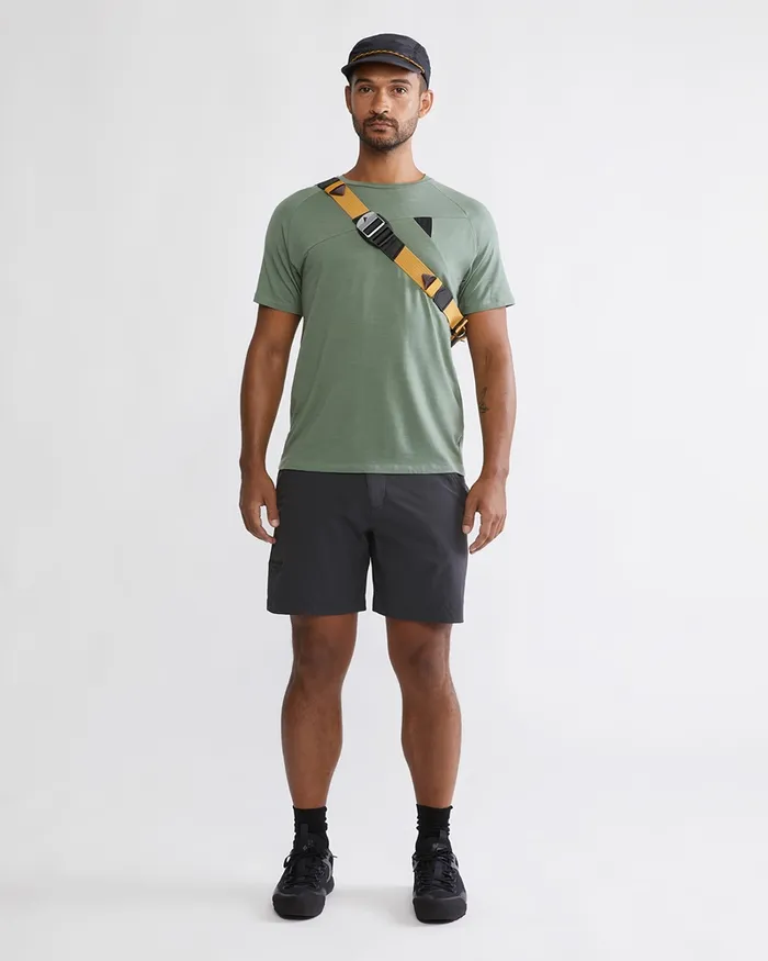 Men Vanadis 30 Light WindStretch Shorts Raven Klttermusen Shorts