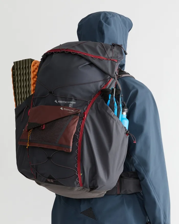 MenWomen Vn Waterproof Retina Backpack 55L Raven Klttermusen MultiDay Backpacks 32100l