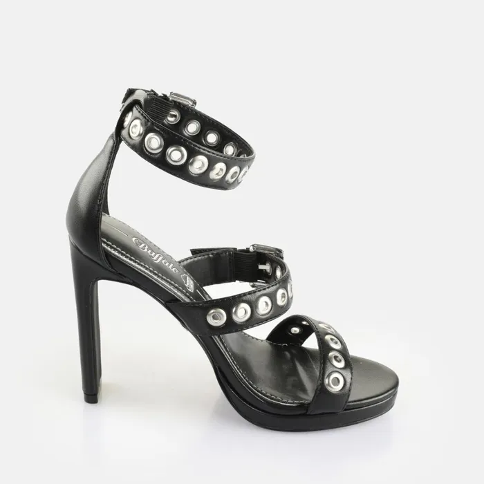 Pepper Belt Black Buffalo Heels