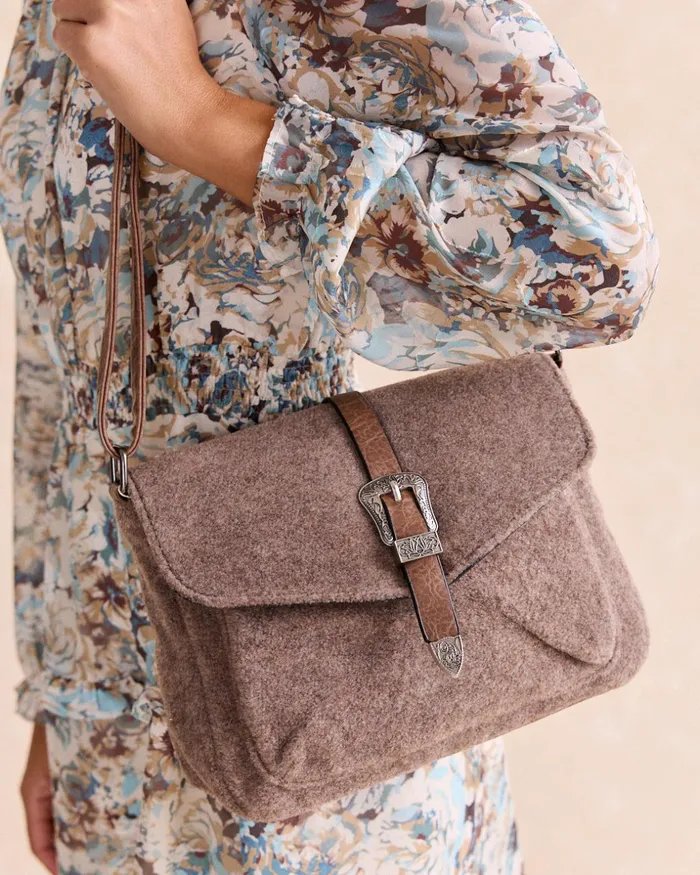Polin Et Moi Firenze Cowboy Buckle Bag Kaki Women Bags Polin Et Moi Firenze Cowboy Buckle Bag Kaki Women Bags