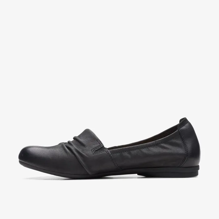 Rena Way Black Women Clarks Flats