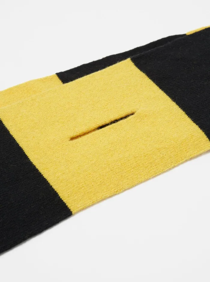 Scarves Men Universal Works Universal Works Deluxe Football Scarf In BlackYellow Soft Wool