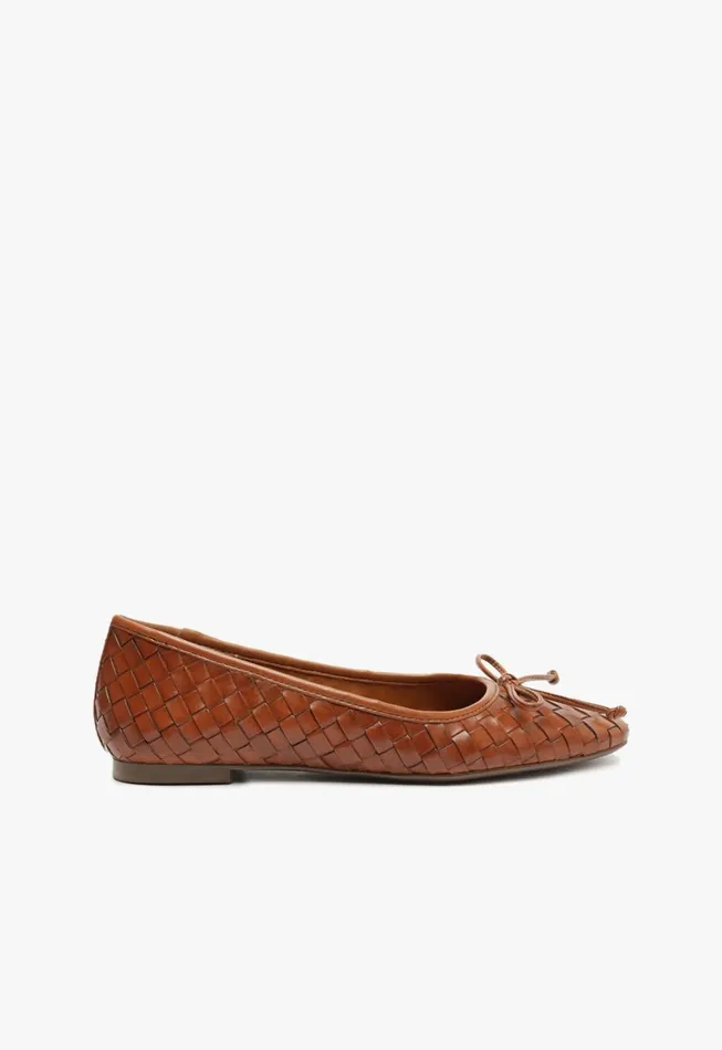 Schutz Shoes Ballerinas Women Arissa Woven Leather Flat Honey Peach