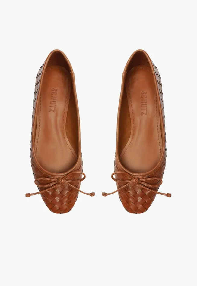 Schutz Shoes Ballerinas Women Arissa Woven Leather Flat Honey Peach Schutz Shoes Ballerinas Women Arissa Woven Leather Flat Honey Peach