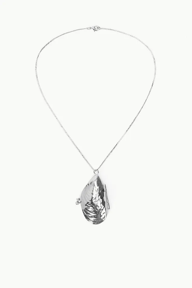 STAUD Necklaces Women STAUD SHELL PILL CASE NECKLACE SILVER