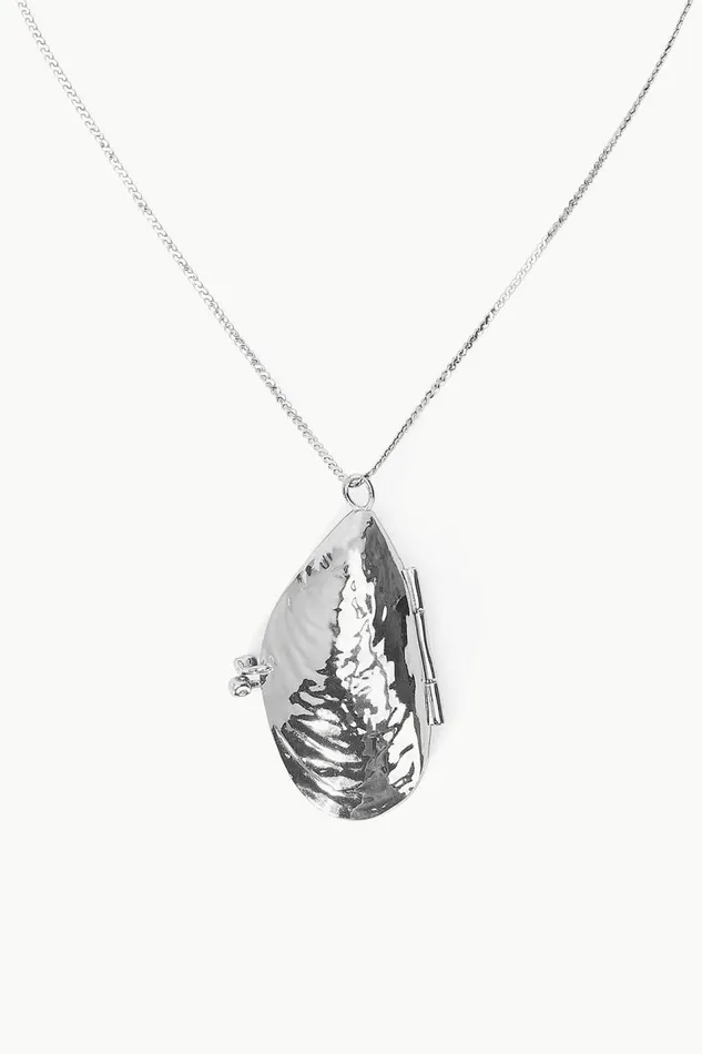 STAUD Necklaces Women STAUD SHELL PILL CASE NECKLACE SILVER