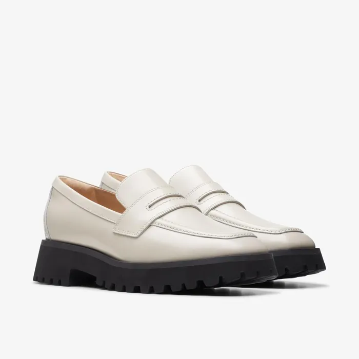 Stayso Edge Ivory Leather Women Clarks Loafers and Oxfords