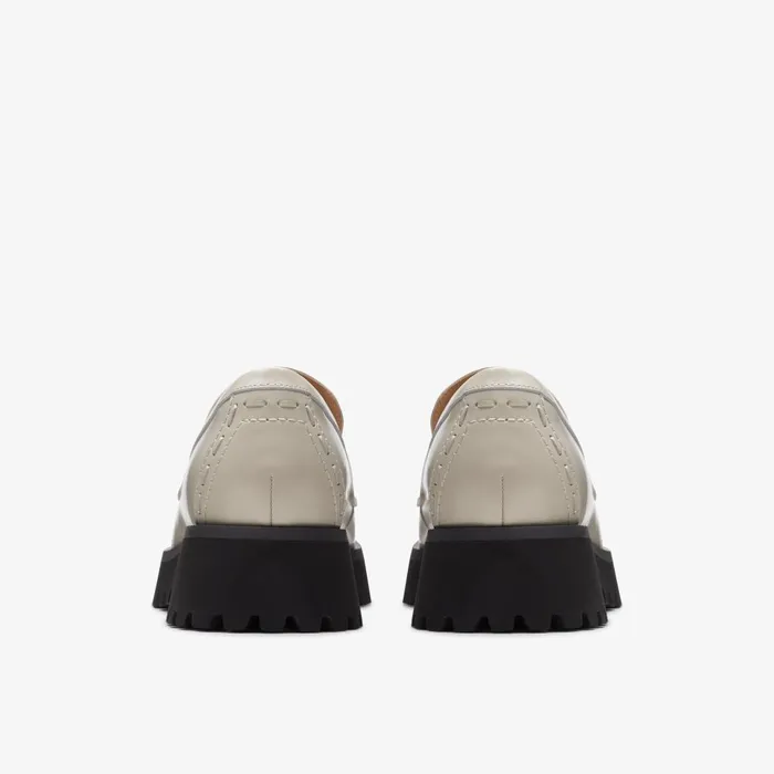 Stayso Edge Ivory Leather Women Clarks Loafers and Oxfords