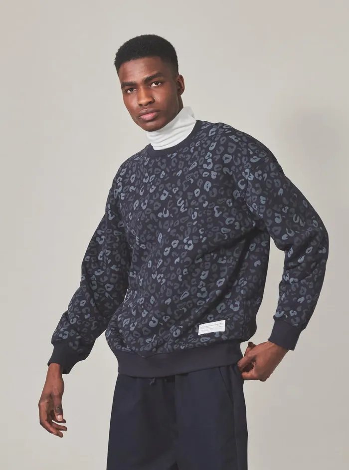 Sweatshirts Men Universal Works Universal Works Loose Sweatshirt In Navy Leopard Brush Back