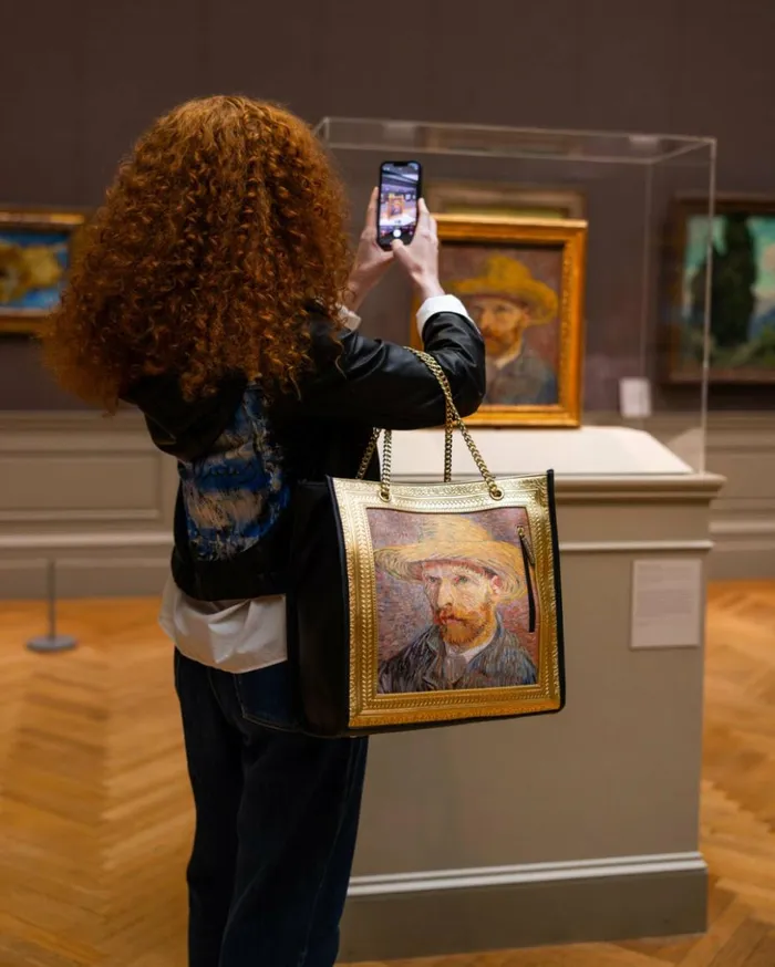 THE MET VAN GOGH FRAMED SELFPORTRAIT TOTE Bags SPRAYGROUND