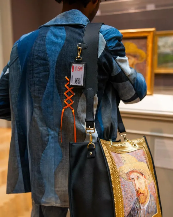 THE MET VAN GOGH FRAMED SELFPORTRAIT TOTE Bags SPRAYGROUND