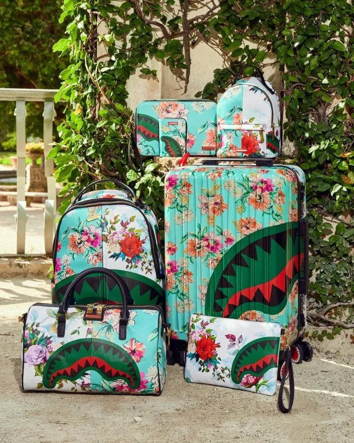 THE SANCTUARY TOILETRY Bags SPRAYGROUND