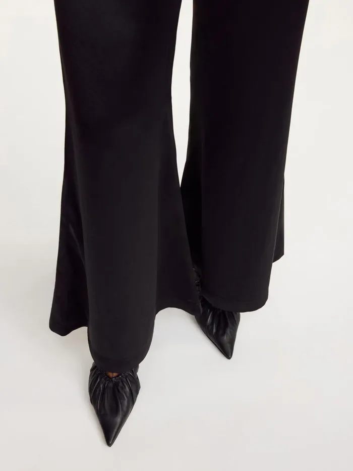 Trousers Women By Malene Birger Lucee Flared Trousers Black