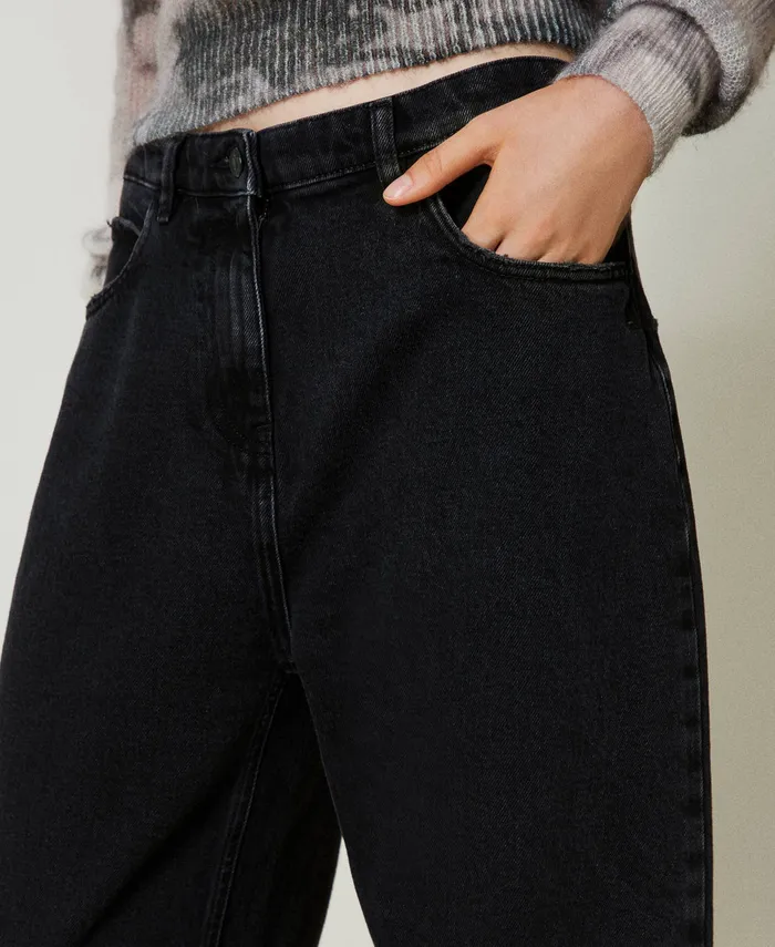 Twinset Black Carrot Fit Jeans With Five Pockets Black Denim Women Jeans Twinset Black Carrot Fit Jeans With Five Pockets Black Denim Women Jeans
