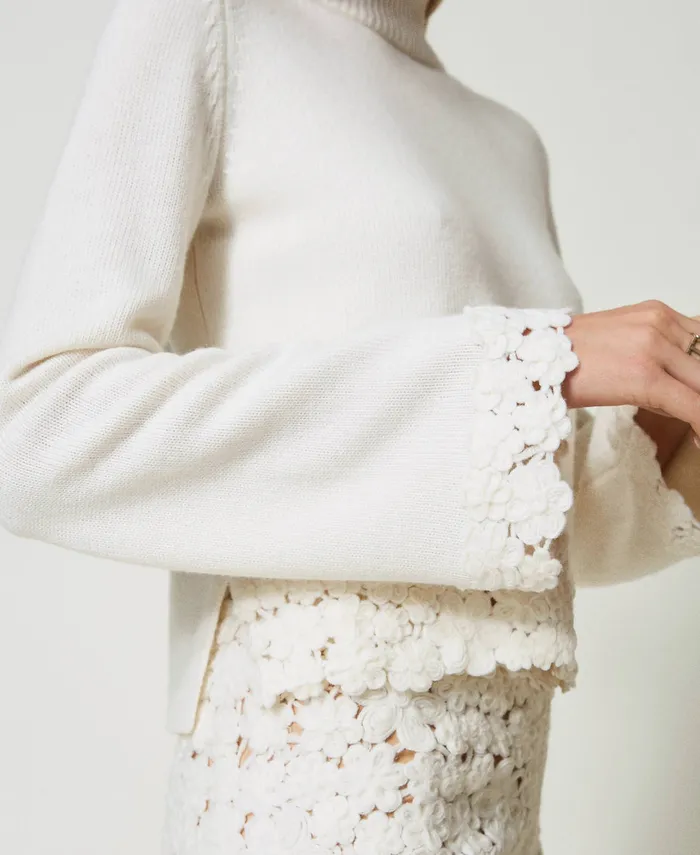 Twinset Wool Blend Turtleneck With Embroidery White Snow Women Jumpers And Cardigans Twinset Wool Blend Turtleneck With Embroidery White Snow Women Jumpers And Cardigans