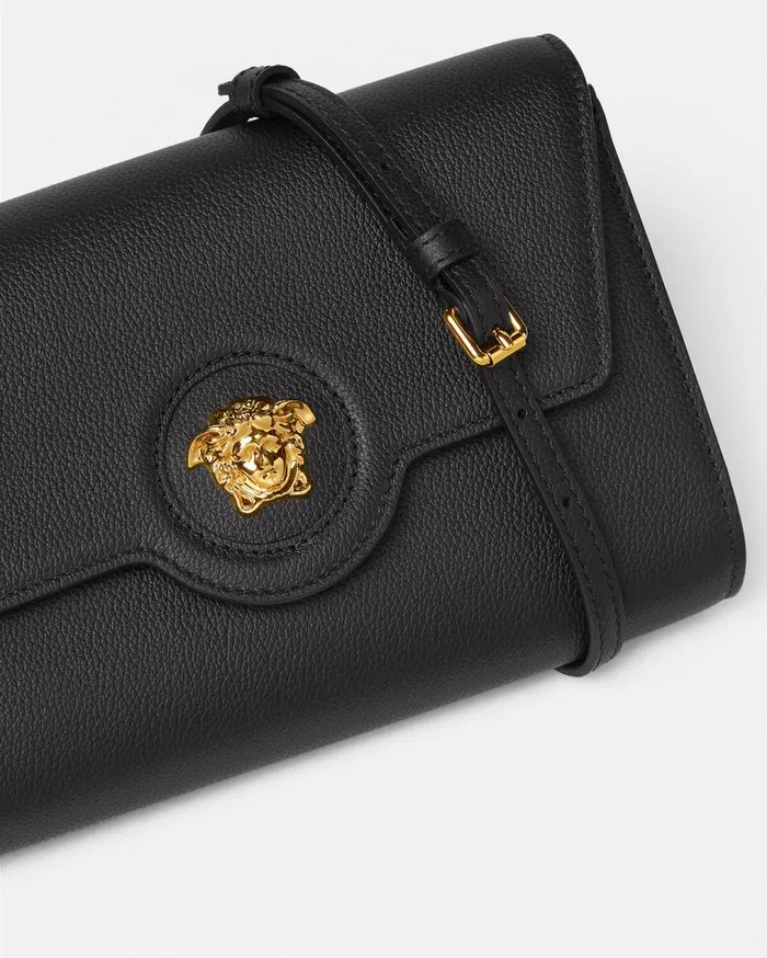 Versace Shoulder and Crossbody La Medusa Crossbody Bag Blackgold 8211 Women Versace Shoulder and Crossbody La Medusa Crossbody Bag Blackgold 8211 Women