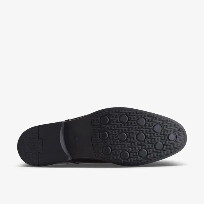 Whiddon Cap Black Leather Men Clarks Dress Shoes