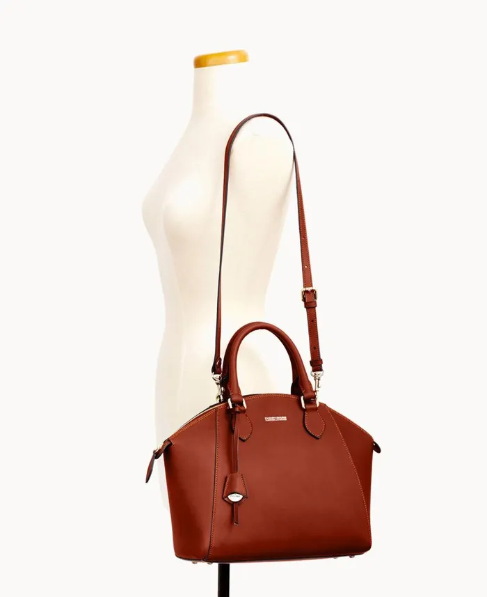 Woman Alto Sabrina Saddle Dooney and Bourke Satchels Woman Alto Sabrina Saddle Dooney and Bourke Satchels